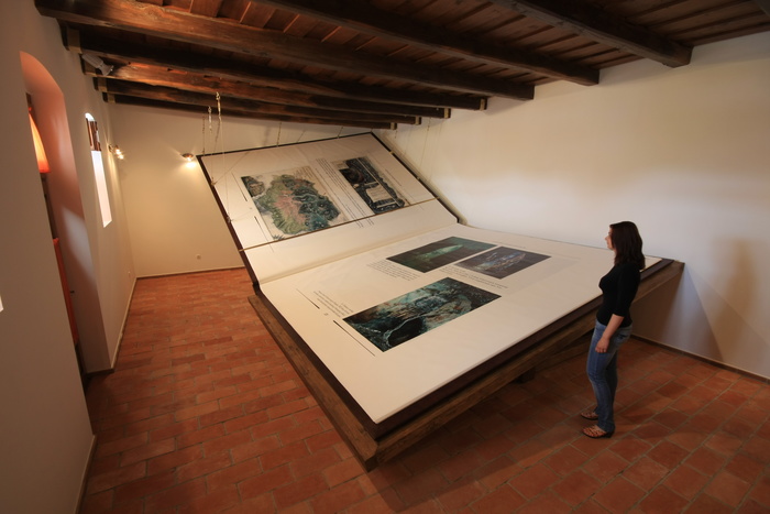The World's Biggest Book
